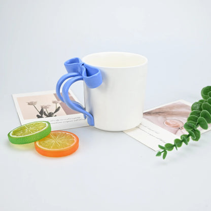 1pc Bow Shaped Mug, Pink Three-Dimensional Bow Shaped Coffee Cup, High Aesthetic Value, Design Sense